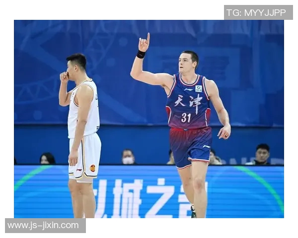 八月十九日广州对阵天津的精彩赛事回顾与分析